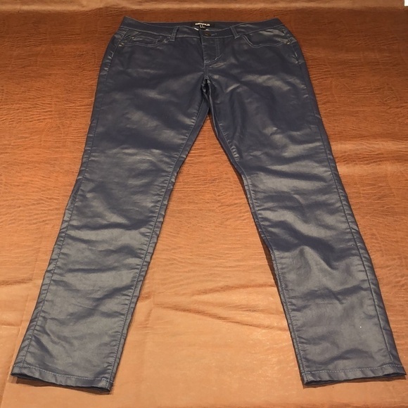 FOREVER 21 Premium Denim Wax Coated Gray/Blue Jean Size 29 - Picture 2 of 6